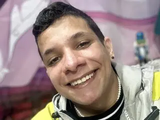 AlejoTheylor private anal livejasmine
