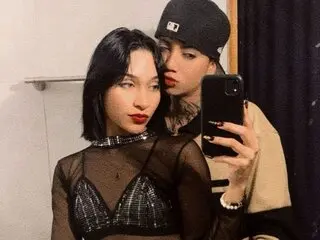 TrixiAndSuki free camshow naked